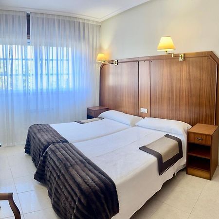 Hostal La Cubana Carballino Kültér fotó